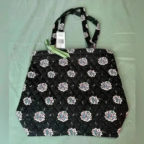 Vera Bradley Tote Fall 2024 Feathery Bouquets - Picture 3 of 5